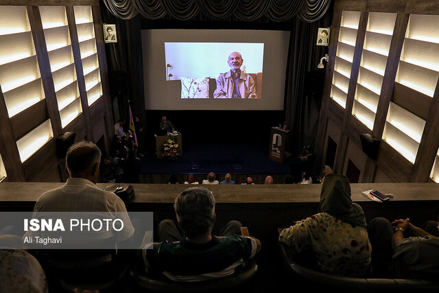 بزرگداشتي براي فردوس كاوياني / «دوباره روياهايت را به دست بياور»